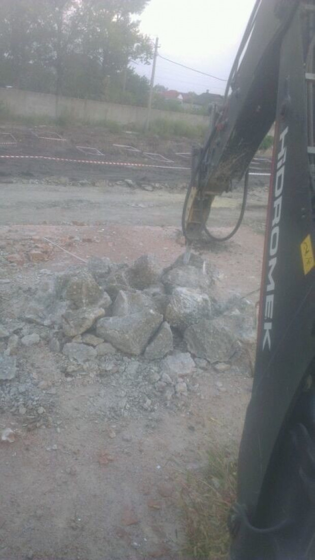 Сдаю в аренду гидромолот Komatsu PC20MR