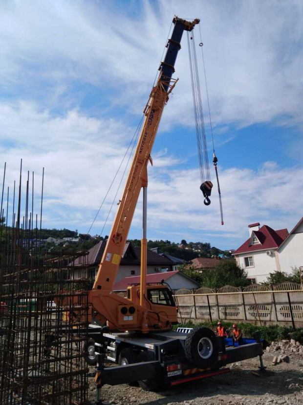 Услуги автокрана 25 тонн XCMG XCT25 25L5_SR