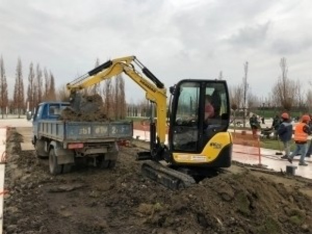 Аренда гусеничного мини-экскаватора YANMAR