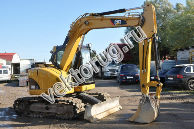 Услуги гусеничного мини-экскаватора Bobcat
